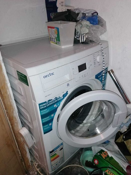 Vand masina de spalat Arctic (utilizata 1 an)