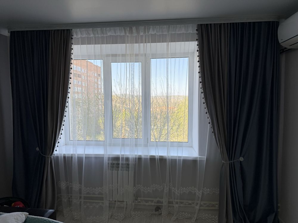 Продам комплект штор до зала либо в спальную