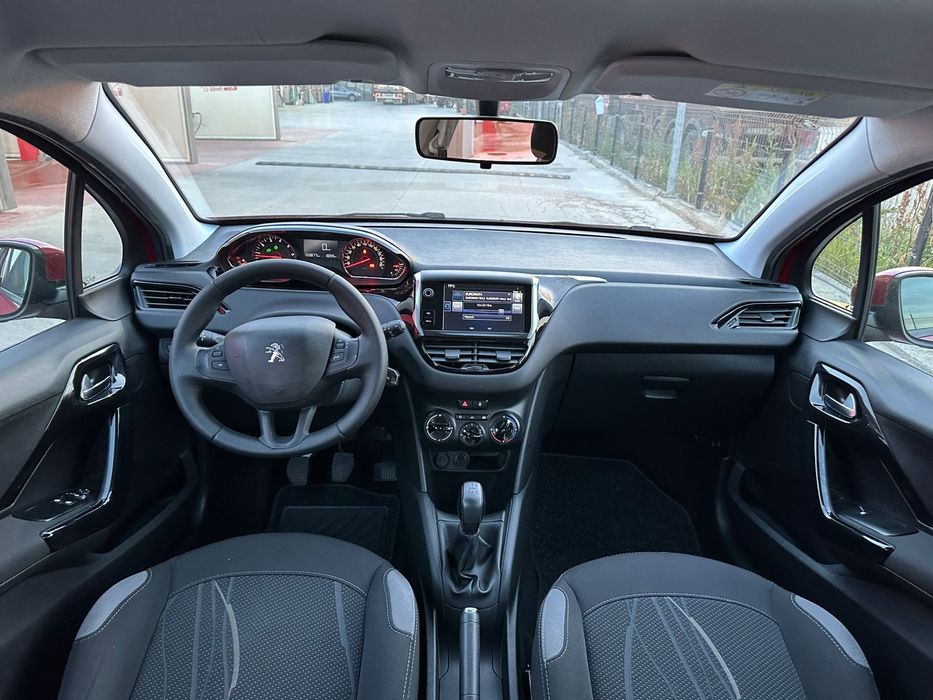 Peugeot 208 / euro 5 / benzina