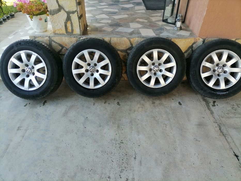 Jante din aliaj aluminiu wolkswagen complete cu anvelope vara