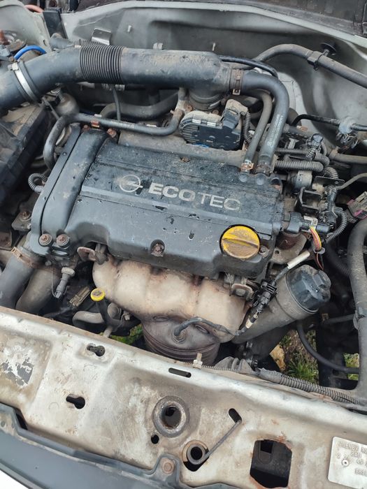 Dezmembrez Opel CORSA C,