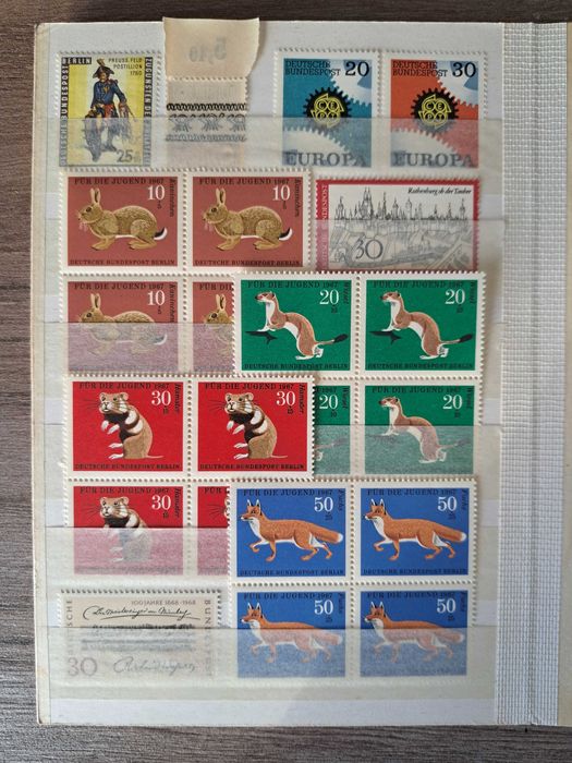 Clasor timbre nestampilate Germania (majoritatea Deutsches Reich)