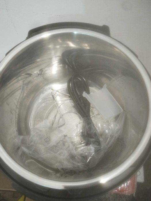 Нов Instant Pot Duo Easy 5.7 литра Мултикуукър