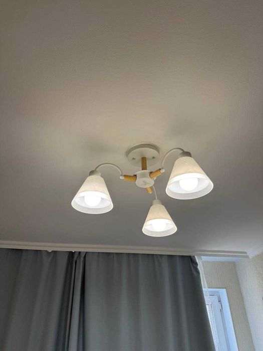 Продам люстры в отличном состоянии Астана без дефектов