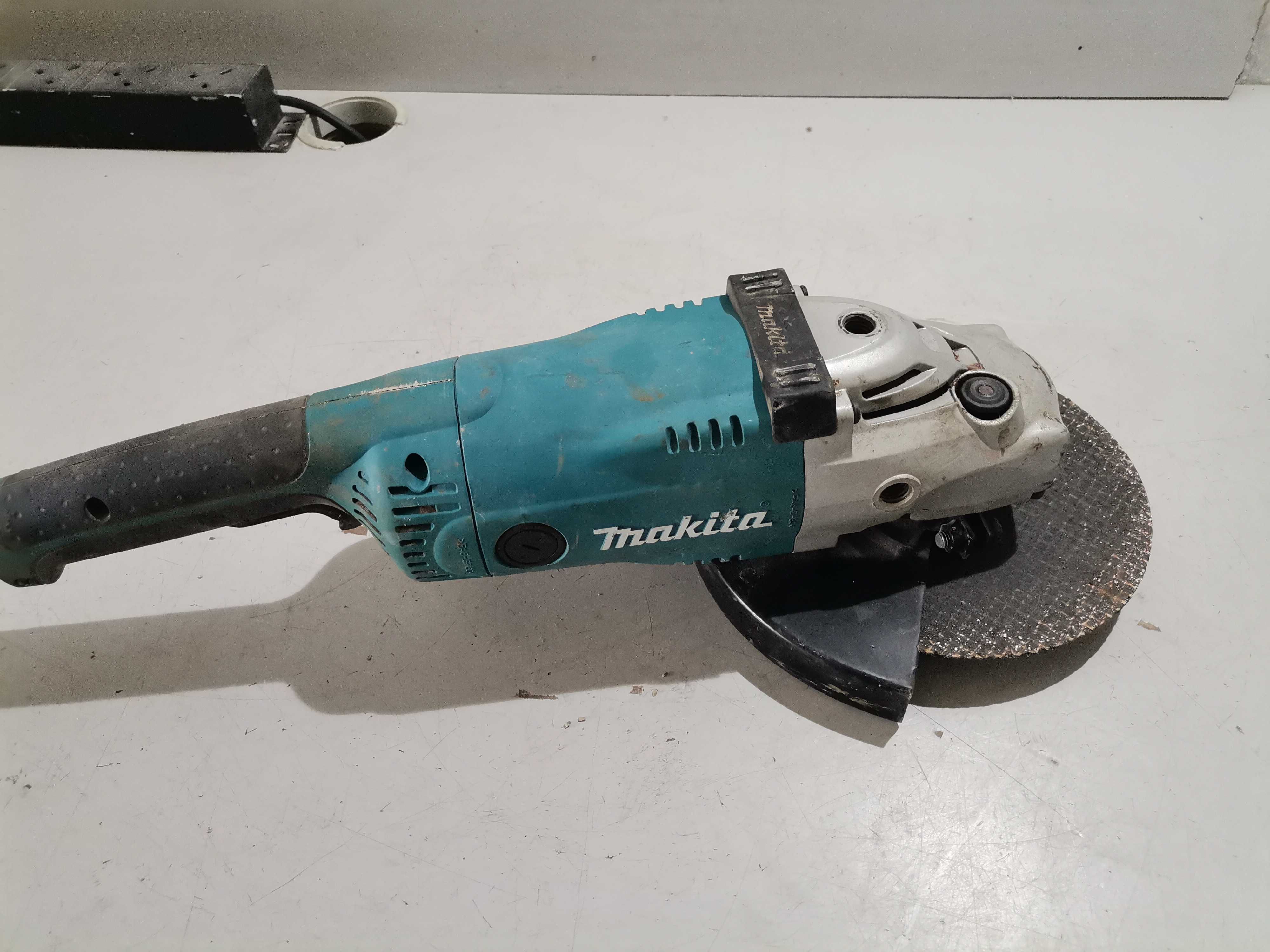 Ъглошлайф - Makita 110 V / 2000 W