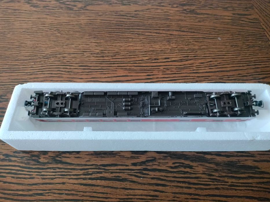 Вагон ресторант в мащаб 1:87