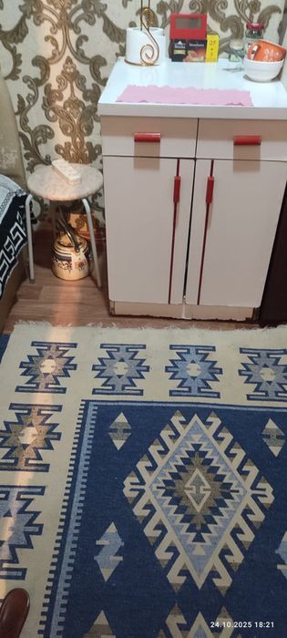 Сдам одну комнату для женщины или девушку