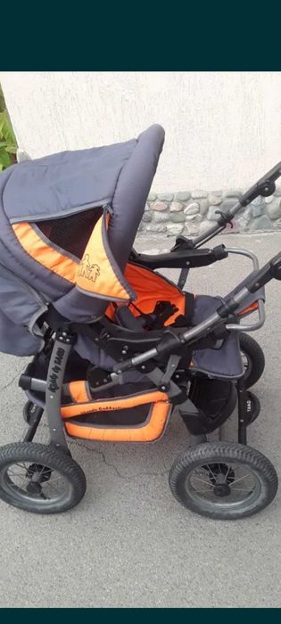 Коляска прогулочная