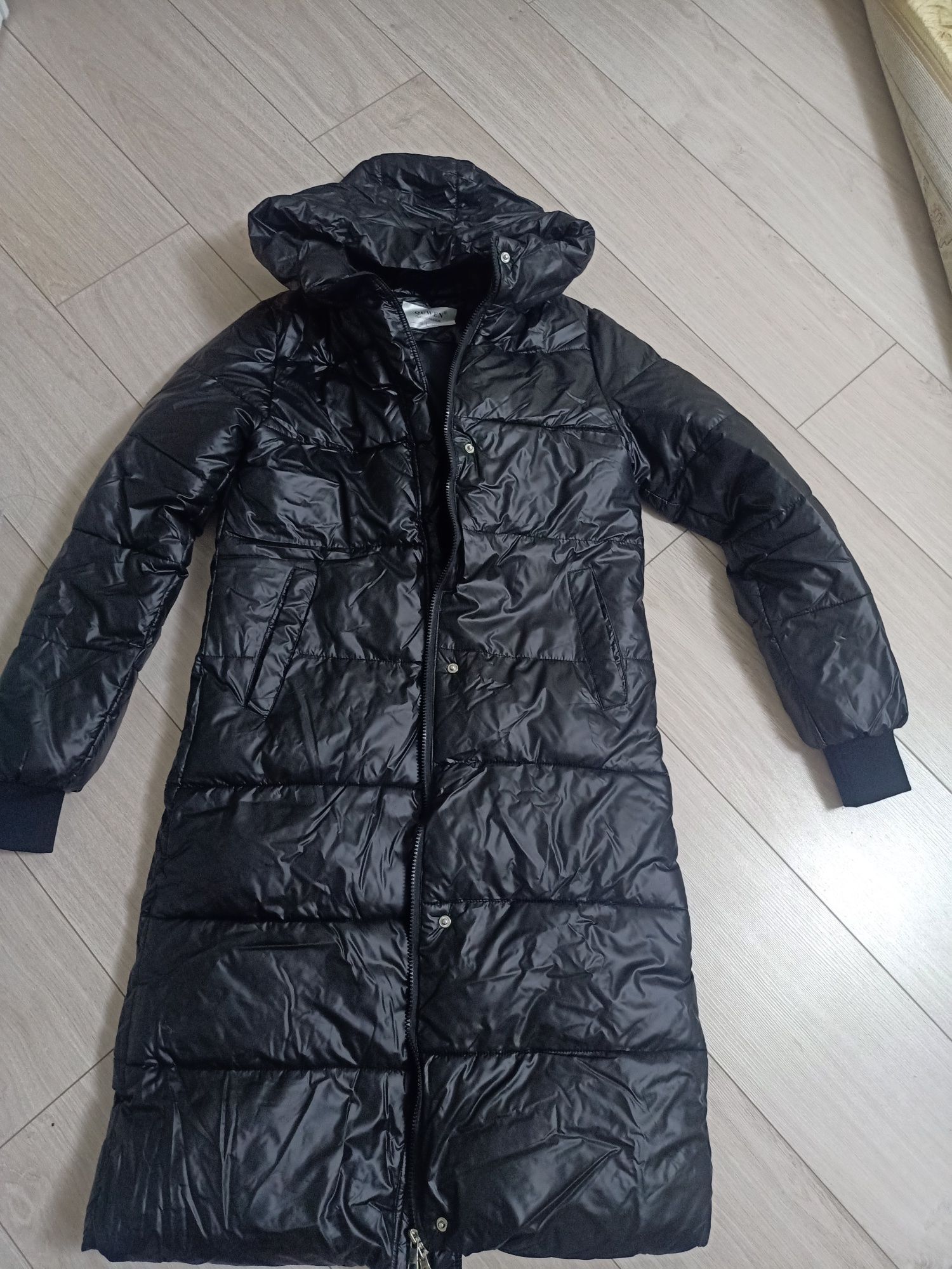 Куртка    женская      42-44      размер
