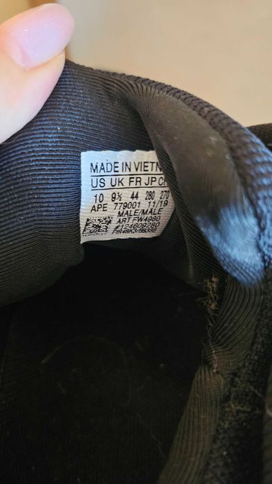 Маратонки adidas