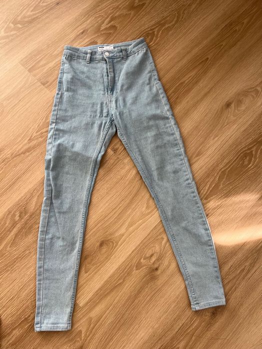 Дънки Bershka нови