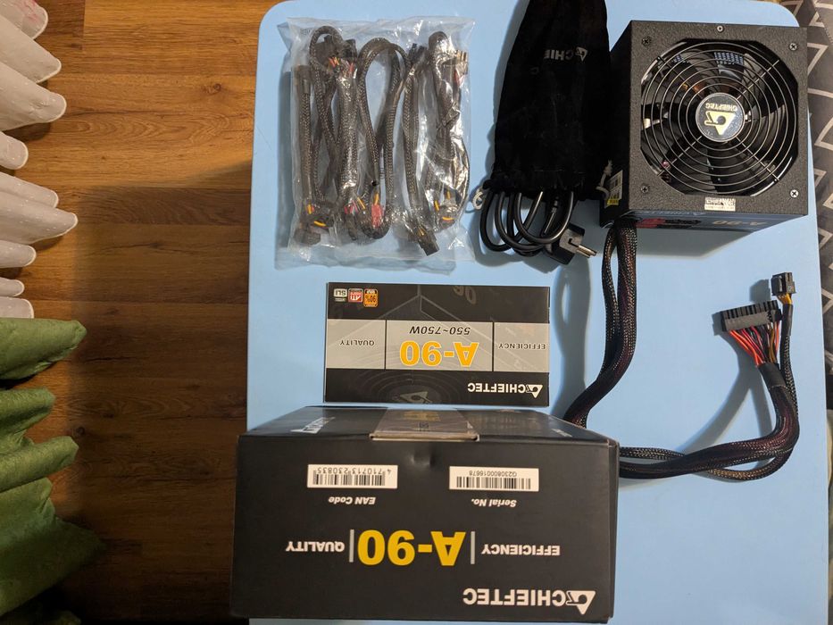 Chieftec modular PC power supply PSU - Sursa 750w