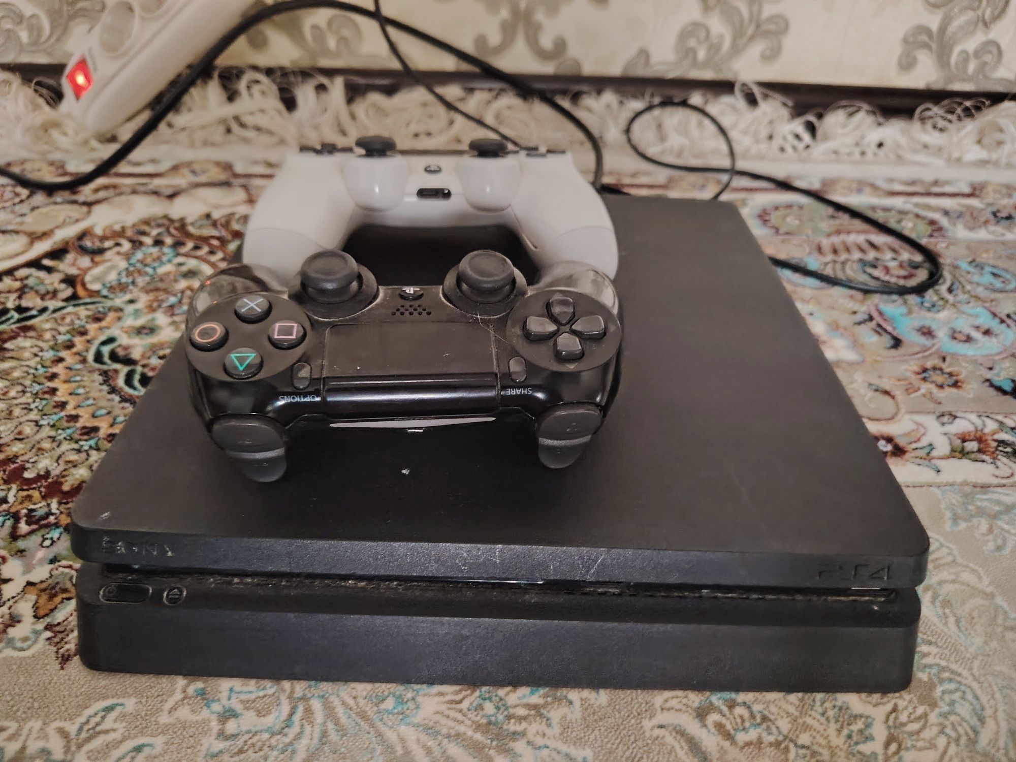 PlayStation 4 satiladi