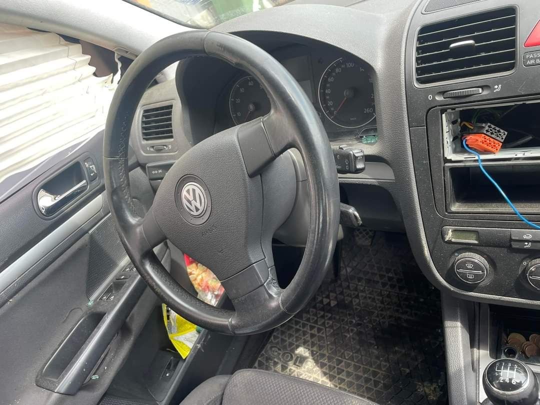 Vw golf 5 1.6fsi 116hp САМО НА ЧАСТИ