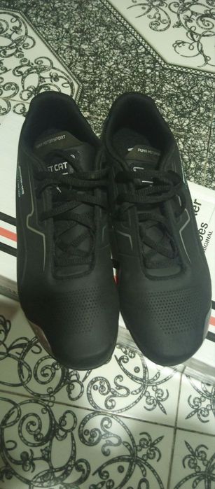 Обувь для мужчин и женщин размер 37