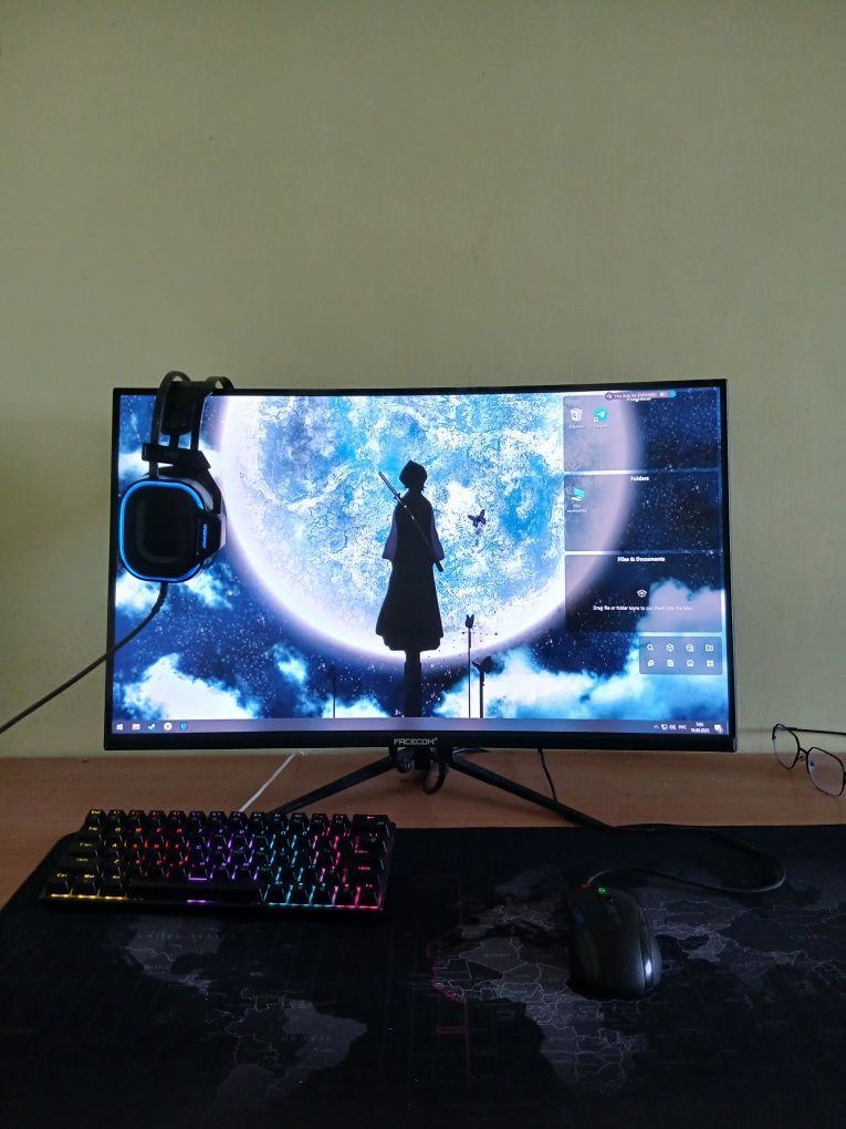 Full komplek kompyuter
