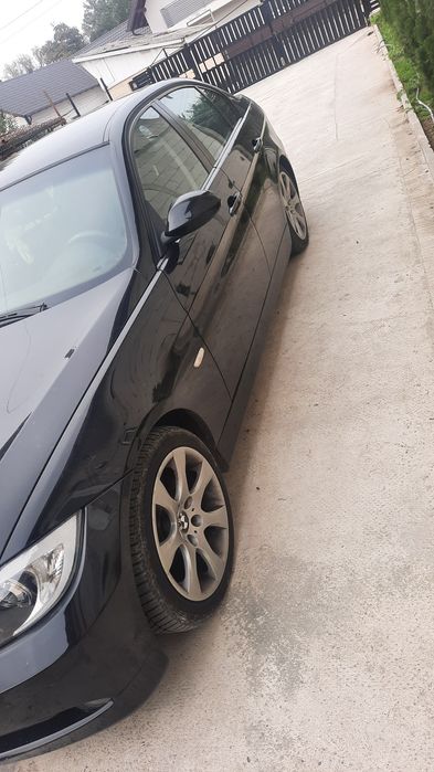 Vând Bmw e90 318d