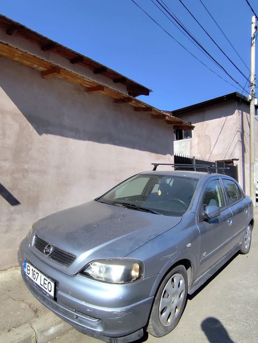 Vând mașină Opel Astra