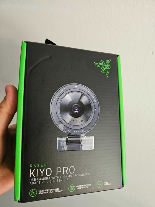 Razer kiyo Pro nou la cutie.