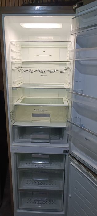 Продам холодильник