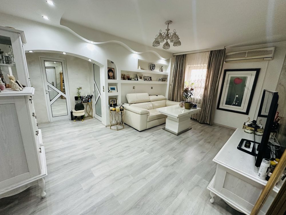 Apartament 3 camere