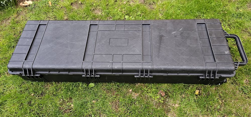 Транспортен куфар за инструменти, оръжие и др.