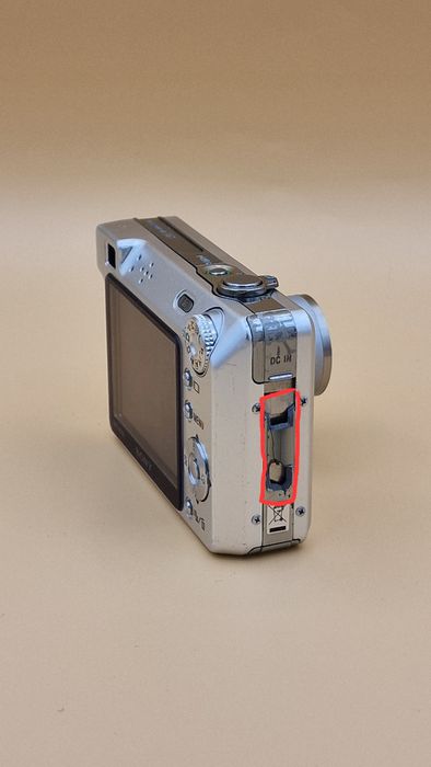 Sony Cybershot DSC W100