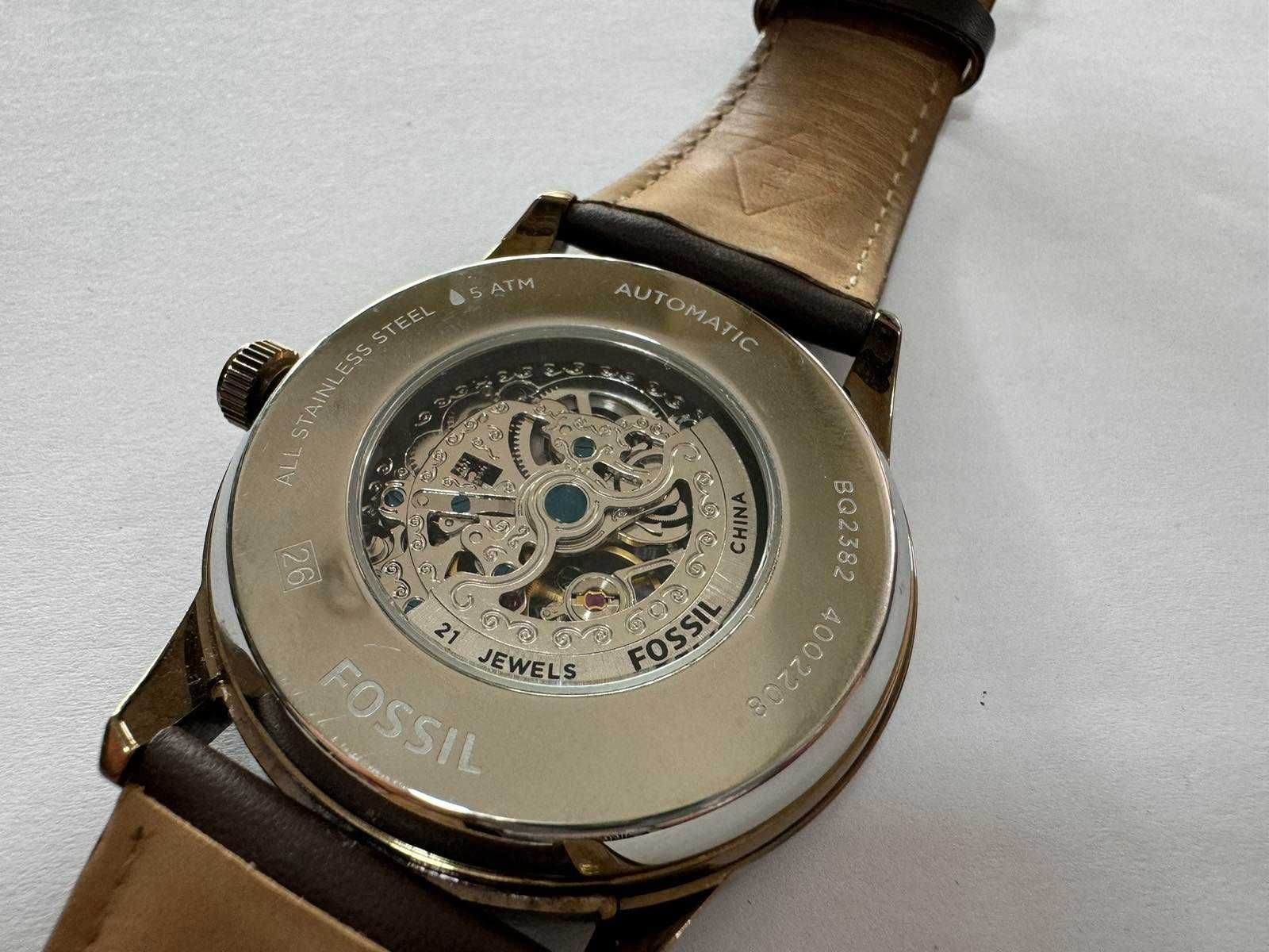 Автоматичен часовник Fossil Flynn BQ2382