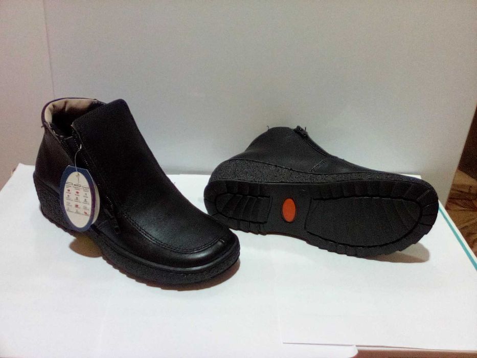 Шити и лепени кожени зимни обувки