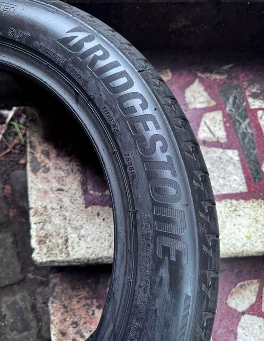 215/55R18 Bridgestone turanza dot21 vara
