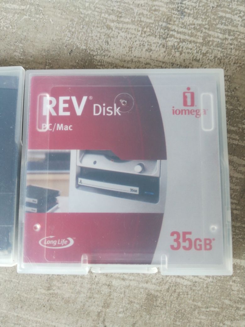 iomega REV disk PC/Mac Long Life 35GB 2 бр.!