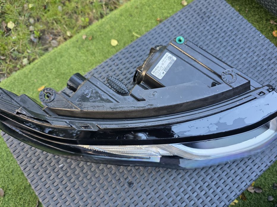 Vand far led  dreapta faruri  range rover evoque