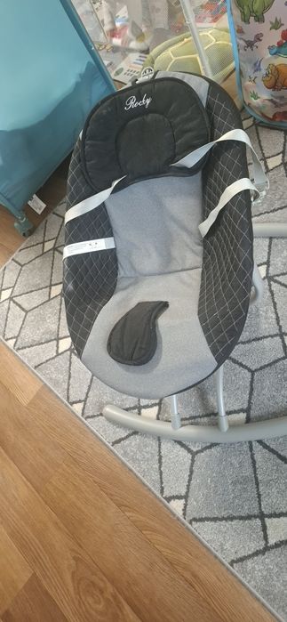 Бебшки електрически шезлонг