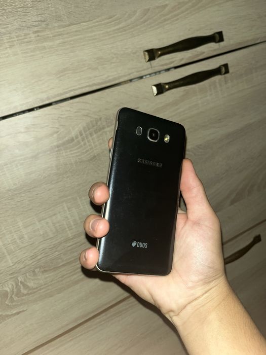 samsung j7 (2016)