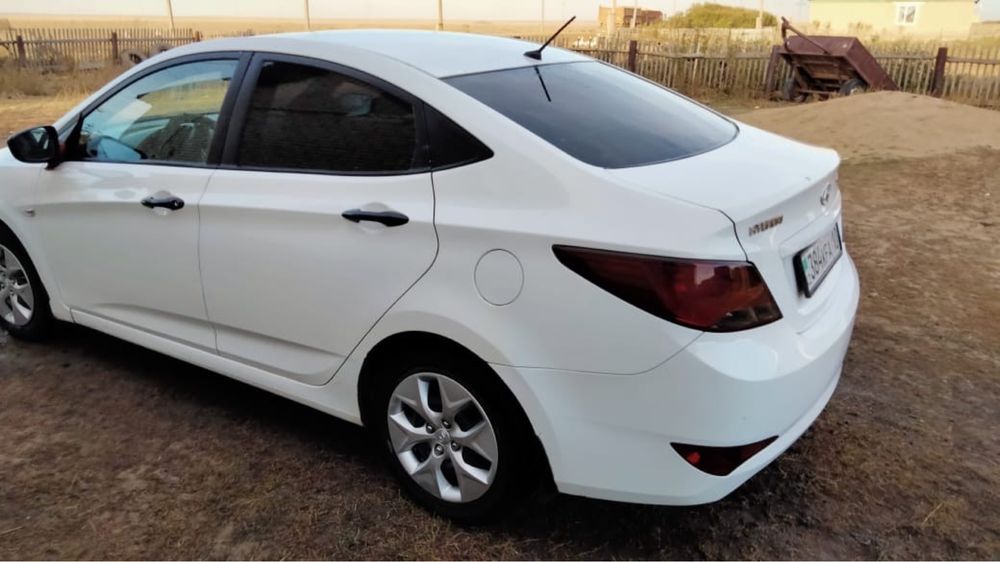 Продам машину Хендай акцент