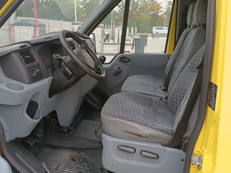 Vând Ford Tranzit 2.4 Diesel 4×4