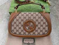 Geanta GUCCI Blondie Gucci Supreme Canvas GG Mâner Superior Originala