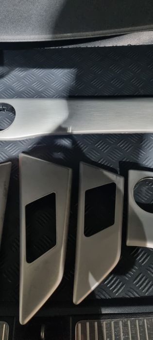 Декоративни вътрешни лайсни комплект на  Мерцедес GLK Facelift  2012-2