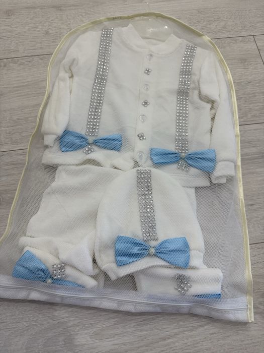 детский костюмчик