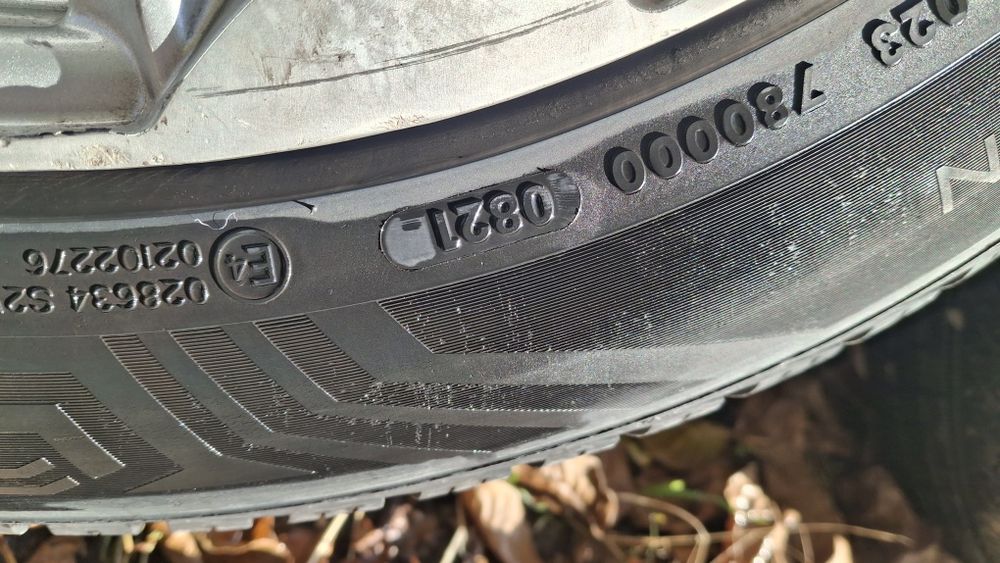 Продавам джанти 18ки 5х112 с добри зимни гуми