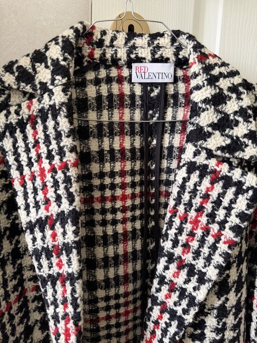Оригинално палто ‘ Ред Валентино ‘