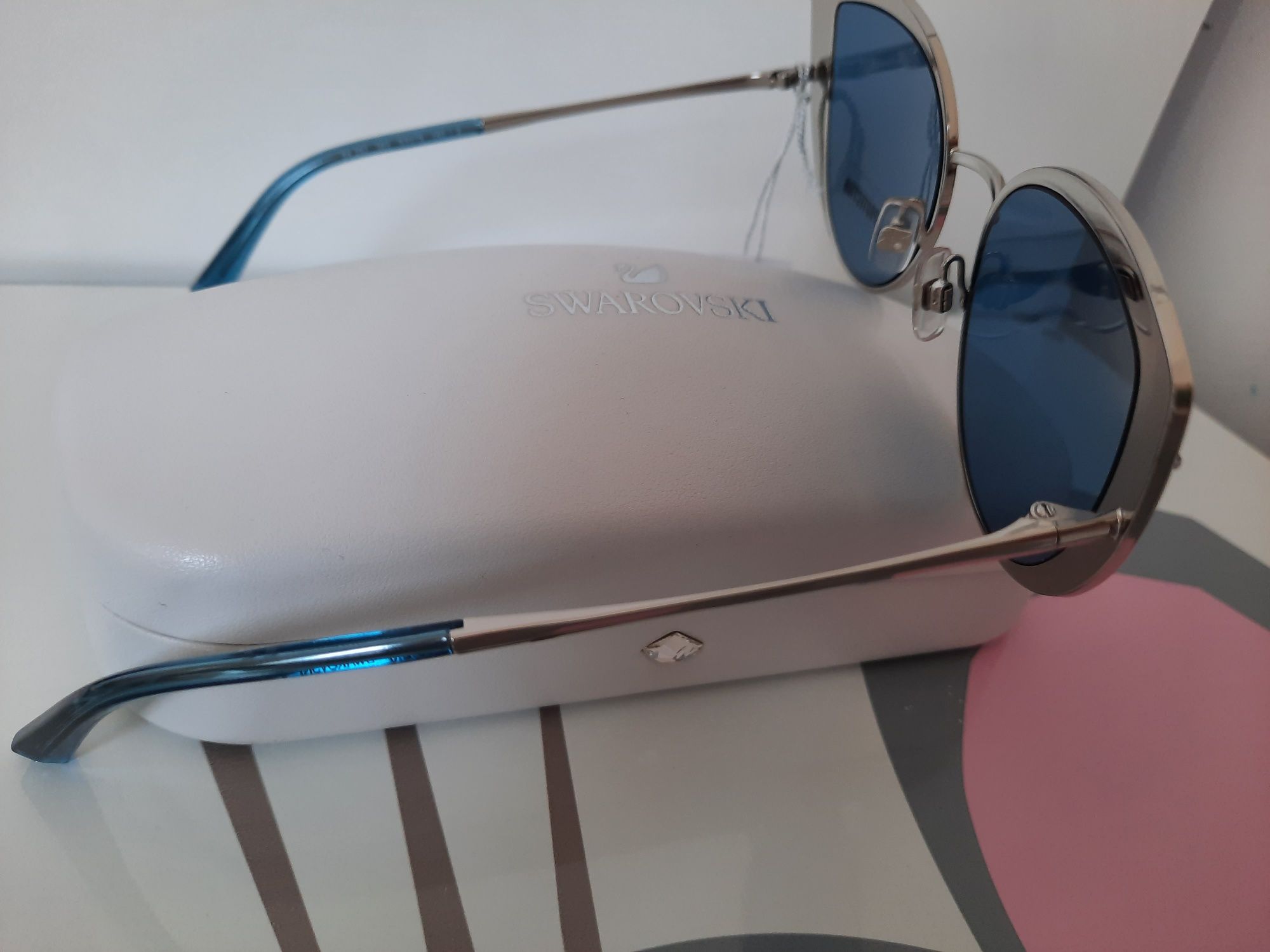 Нови очила на Swarovski