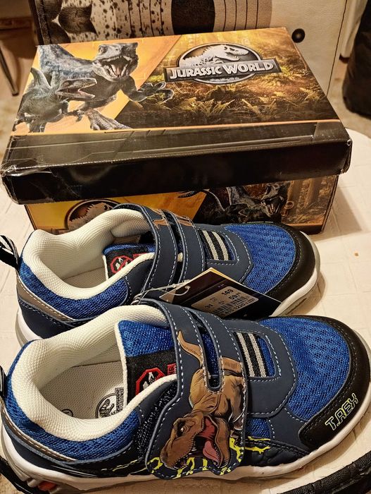Snekers Jurassic World nr.31