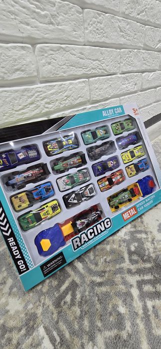 Машинки набор железные 18 штук