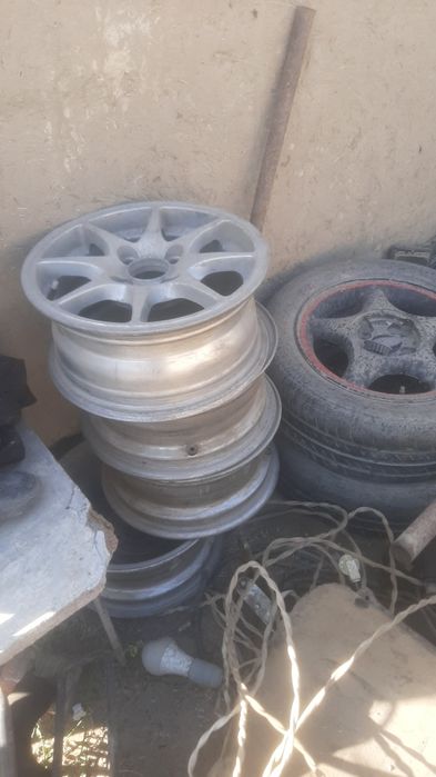 15 va 13 diskalar sotiladi