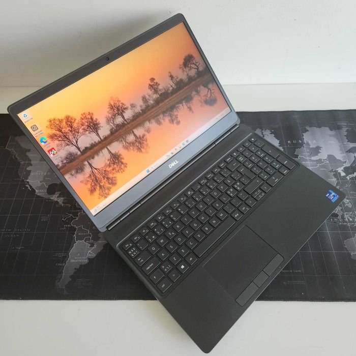 Dell Precision 7560 15,6"FHD i9-11950H nVidia RTX A2000 128GB RAM