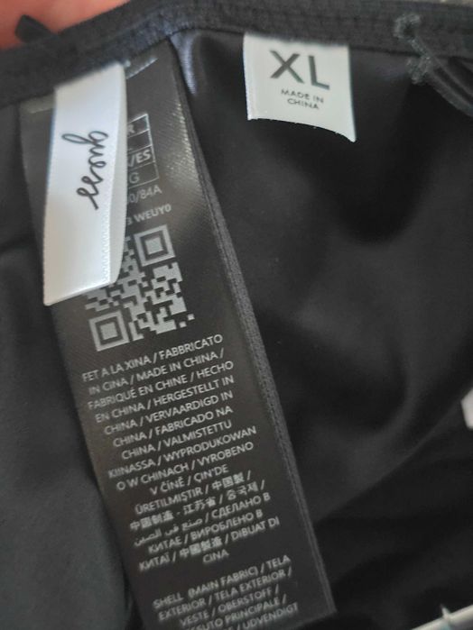 Set lenjerie intima din mătase GUESS, ORIGINAL, nou, mărime XL