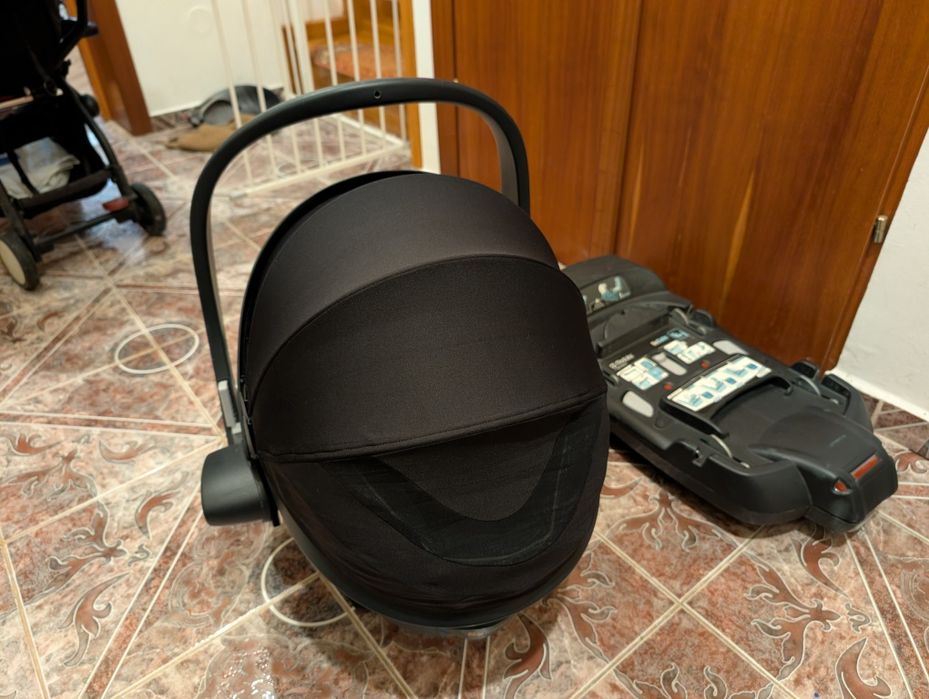 Scoica + Baza BeSafe iZi Go modular