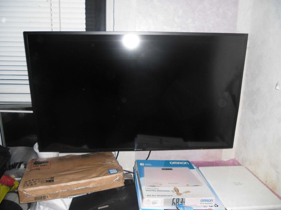 Продавам Монитор  AG Neovo SMQ-4301 43” 2160p (4K)UHD LCD-Display-