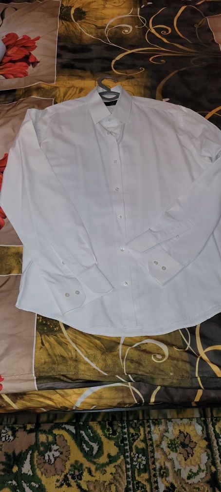 Рубашка белая 50-52 размер